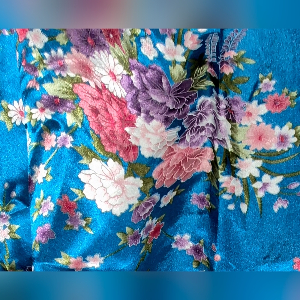 Women Blue Satin Floral Kimono Robe 23"×46" ** No Belt - Picture 6 of 11